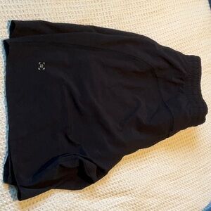 Lululemon Men’s athletic shorts black